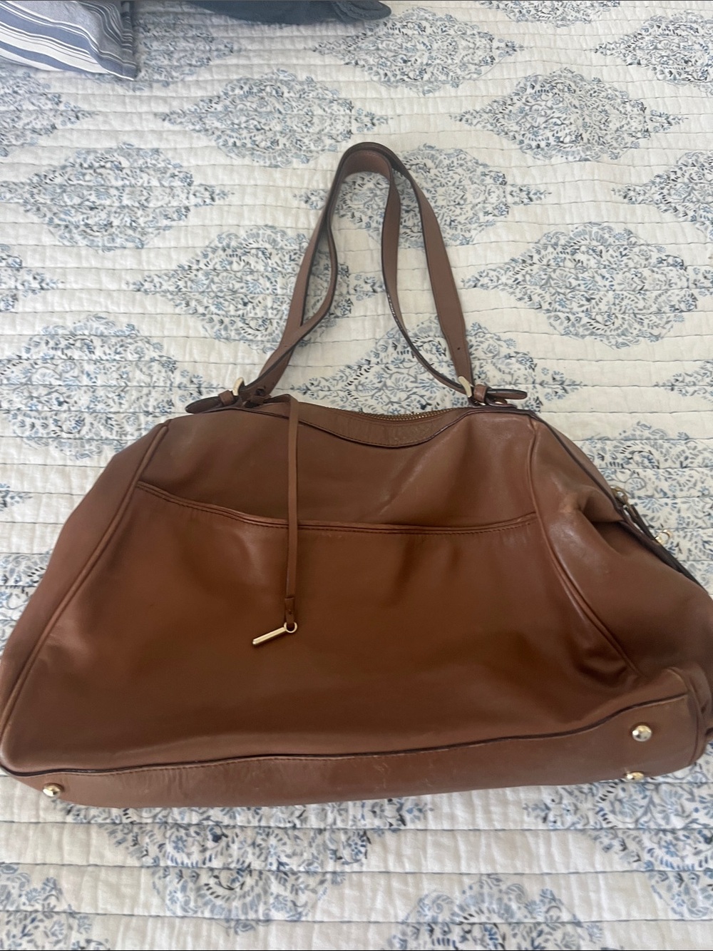 Tre Vero Brown Leather Shoulder Bag with Gold Hardware